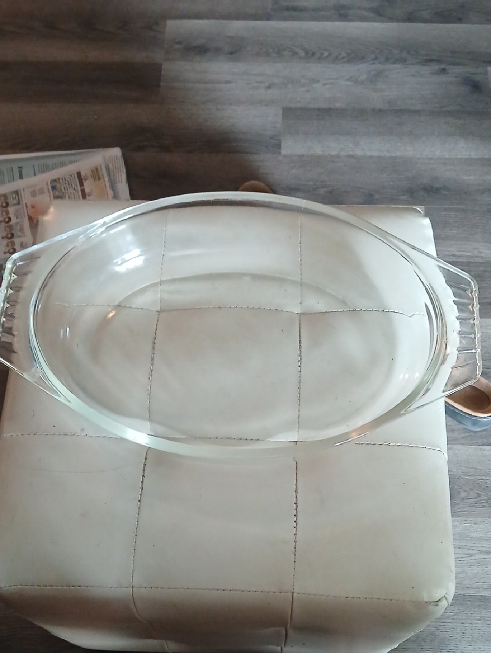 Clear Glass Oval Baking Dish with Handles 3 Quart.  8 X 10 Pyrex